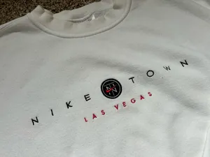 Vintage Nike Town Las Vegas Crewneck thumbnail 2