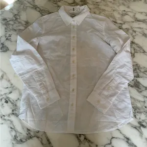 NWT JCrew White Linen Botton Blend Button Down Shirt l S l Sold Out l Needs Wash thumbnail 2