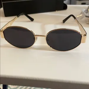 New 90’s style Sojos Gold and Black Oval Sunglasses uv 400 thumbnail 2