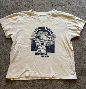 John Galt T-Shirt Brandy Melville thumbnail 1