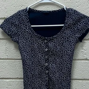 Brandy Melville Blue Floral Zelly Top one size thumbnail 8