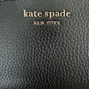 Kate Spade Black Pebbled Leather Zip Slim Bifold‎ Wallet K5613 NWT Gift Classic thumbnail 2