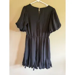 Mittoshop Black Puff Sleeve V-Neck Elastic Waist Ruffle‎ Hem Mini Dress Large thumbnail 3