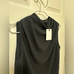 FEW MODA Black Sleeveless Dressy Blouse. thumbnail 5