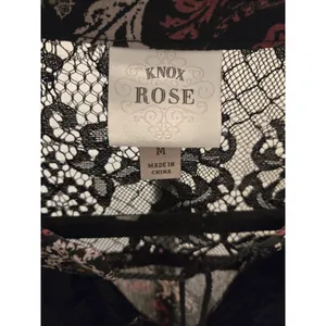 Knox Rose Sheer Paisley Lace Velvet Accent Boho Tunic Blouse Black Pink Women M thumbnail 2