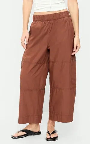 NWT! Old Navy Mid-Rise Cropped Barrel-Leg Utility Pants thumbnail 1