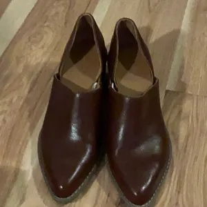 Universal Threads leather slip on shoes size 9.5 NEW thumbnail 3