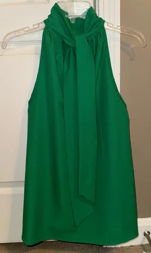 2Heart Kelly green truth be mine halter top from Nellie Mae boutique. Never worn thumbnail 3