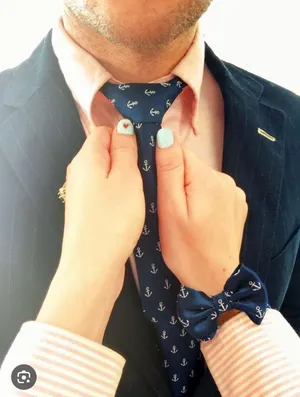 Kiel James Patrick Bow Bracelet thumbnail 1