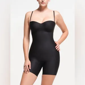 SKIMS Body Contour Underwire Mid Thigh Bodysuit XS thumbnail 6