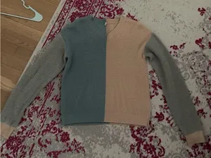 sweater Multiple Size XS thumbnail 1
