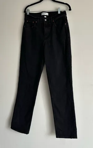 Abercrombie Jeans Curve Love Mid-Rise 90s Straight thumbnail 1
