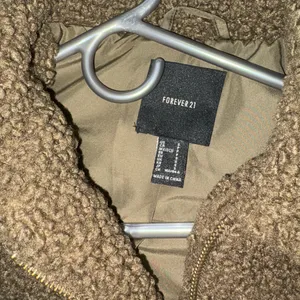 Green sherpa jacket thumbnail 3