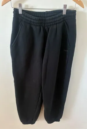 TNA Aritzia Bubble Fleece Boyfriend Jogger Sweatpants Black Small thumbnail 1