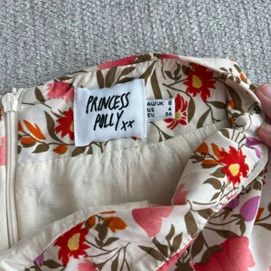 Princess Polly white floral mini skirt thumbnail 2