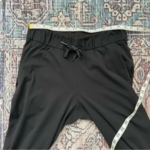 Lululemon On The Fly Pant 7/8 Ankle Black Size 4 thumbnail 13