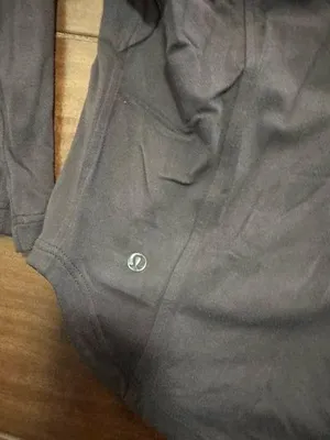 Lululemon Pullover thumbnail 2