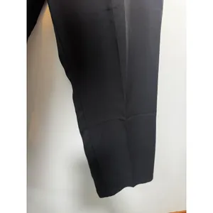 New Halara Women's Size XL Black Stretch High Waisted Cropped Pants thumbnail 9