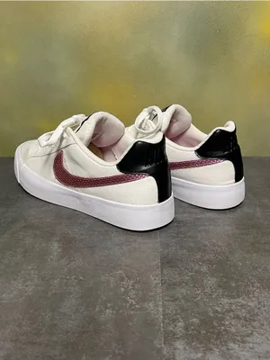 Nike Court Royale Women's Canvas White Sneakers Size 11 thumbnail 10