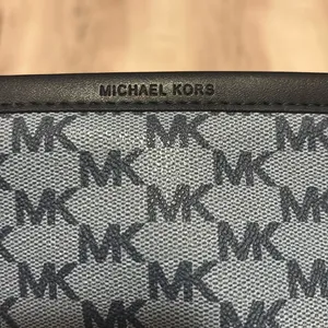 Michael Kors Navy and Black Logo Crossbody thumbnail 2
