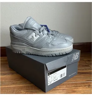 NIB New Balance 550 Mono Grey Shoes women's 8.5 Unisex Men's 7 thumbnail 2