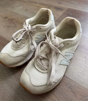 New Balance Shoes thumbnail 1