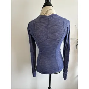 Lululemon Stretchy Long Sleeve‎ Pullover Shirt Blouse Top Size 6 thumbnail 2