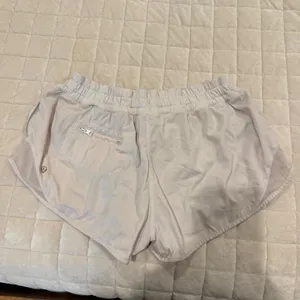 Lululemon hotty hot tie shorts thumbnail 2