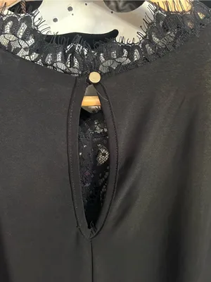 Pink Peony Black Lace Sleeveless Blouse Top Size Large L Keyhole Back NWT thumbnail 8