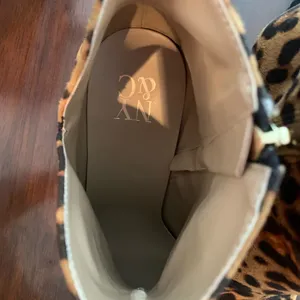New York & Company Leopard Booties Black Size 8 thumbnail 14