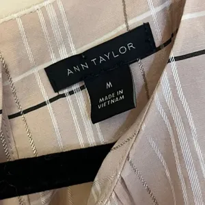 Ann Taylor Tan Plaid Dressy Blouse M thumbnail 3