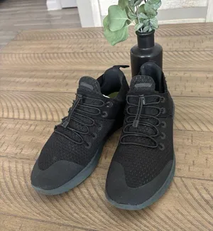 Nike sneakers thumbnail 1