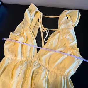 Vero Moda Josie SL Ankle Frill Dress Yellow Ruffle Cutout Maxi Pale Banana L NWT thumbnail 9