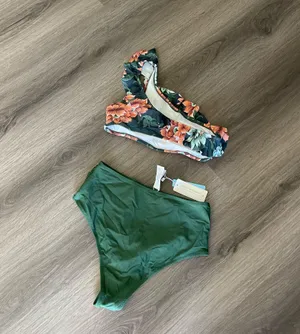 Cupshe One Shoulder Floral Ruffle High Waist Bikini Set thumbnail 6