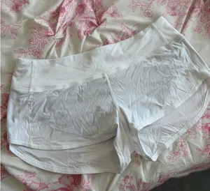 Lululemon Shorts Hotty Hot 2.5" White Low-Rise thumbnail 1
