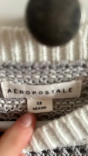 Aeropostale Sweater Knit Grey XS Long Sleeve thumbnail 2