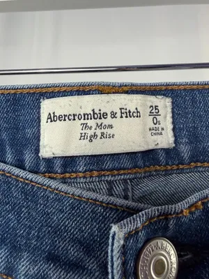 Abercrombie‎ & Fitch The Mom High Rise Jeans in Blue Denim Size 25 or 0 Short thumbnail 3