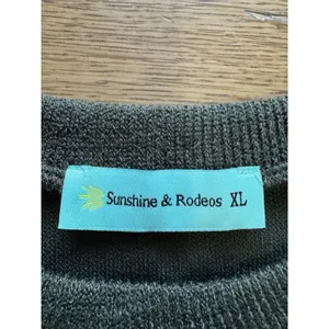 Sunshine & Rodeos Sweater Women Size XL Crocheted Sleeves Peasant Cottagecore‎ thumbnail 3
