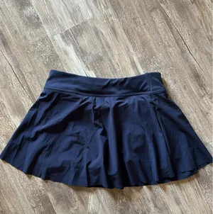 Women’s navy nike tennis skirt thumbnail 2