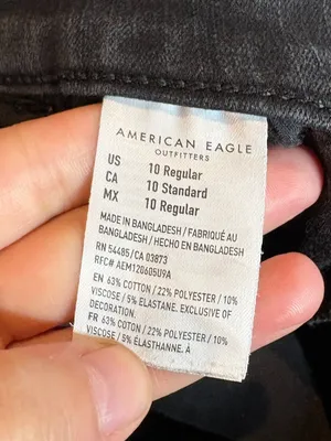 American Eagle Curvy Hi-Rise Jegging Crop black jeans thumbnail 5