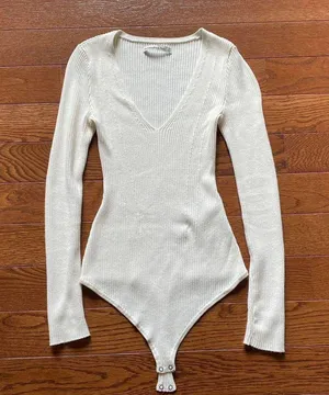 Abercrombie Ribbed Sweater V-Neck Long Sleeve Bodysuit Cream XS thumbnail 1