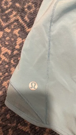Lululemon Shorts thumbnail 3
