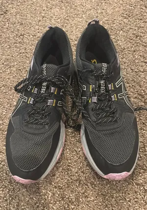 ASICS Shoes thumbnail 1