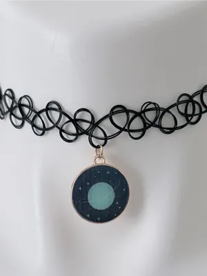 Lenticular Planet Charm Choker Necklace Handmade thumbnail 2