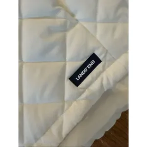 Lands’ End white featherless quilted hooded jacket size small thumbnail 4