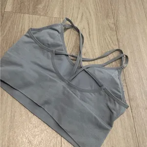 Women's Stylish Gray Sports Bra thumbnail 2
