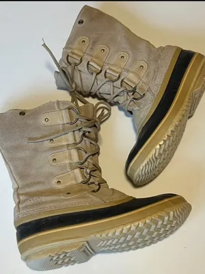 Sorel Joan Of Arctic Two-Tone Waterproof Winter Boots - Gray, Black, Tan thumbnail 10