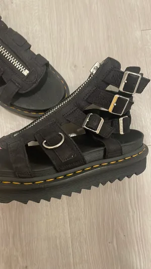 Sandals thumbnail 4