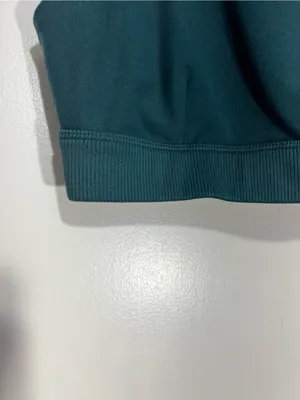 Alo Yoga Alosoft Iconic 90's Bra In Green size M thumbnail 4