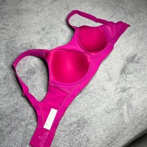 Lululemon Run Times Bra Ripened Raspberry (RIPR) Size 32DDD NWT *Adjustable* thumbnail 8
